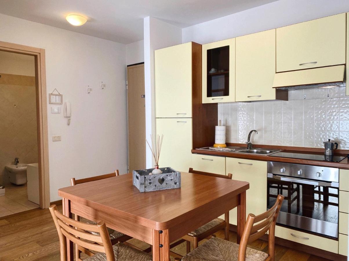 Apartamento Eleonora 4A Temù Exterior foto