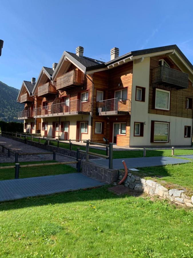 Apartamento Eleonora 4A Temù Exterior foto
